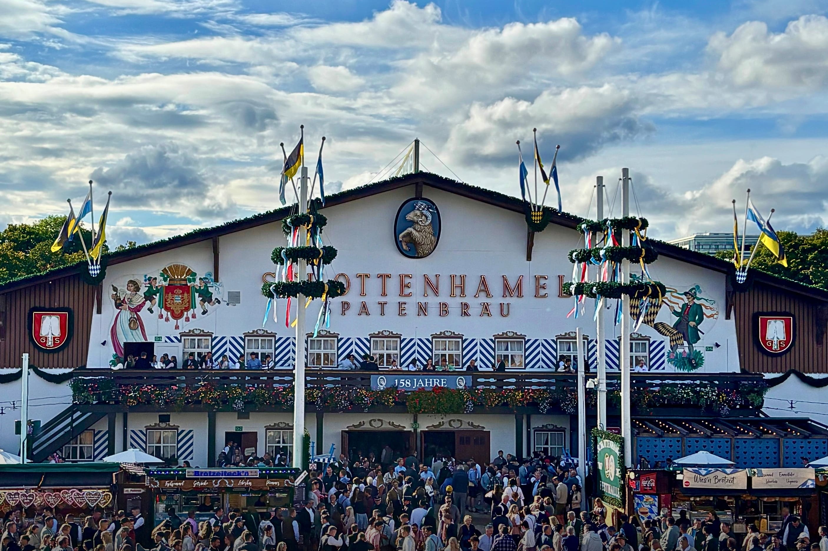 O‘ ZAPFT IS: HYBRICK auf dem Oktoberfest